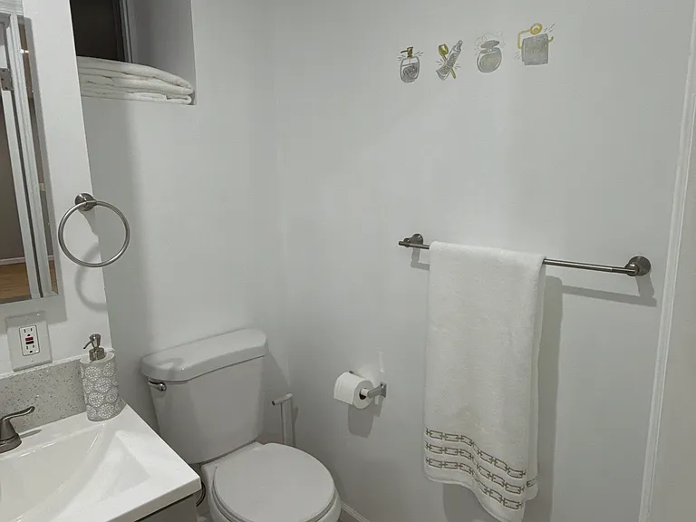 1093 Howellville Rd — Photo 4
