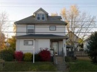 123 S 3rd St, Youngwood, PA 15697