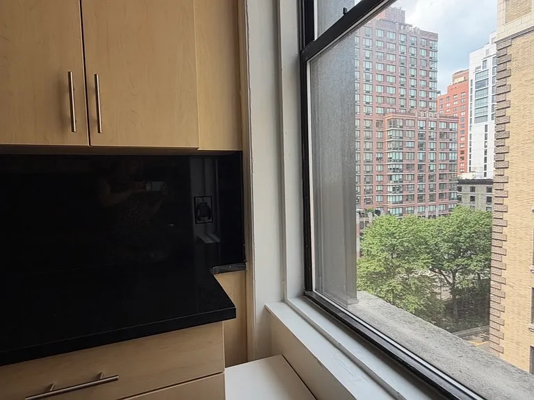 210 W 94th St #7G — Photo 9