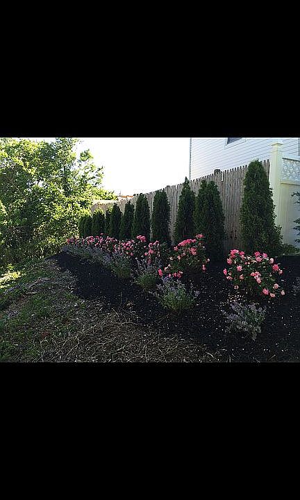 1st image of 15 Stonington Cir