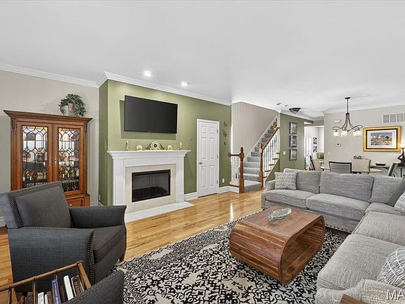 3rd image of 297 McCullough Ave #A