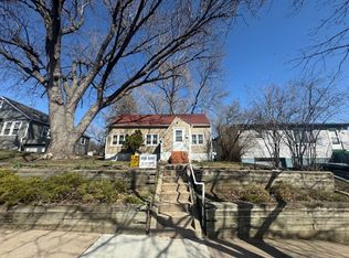 706 S Lake Ave, Sioux Falls, SD 57104