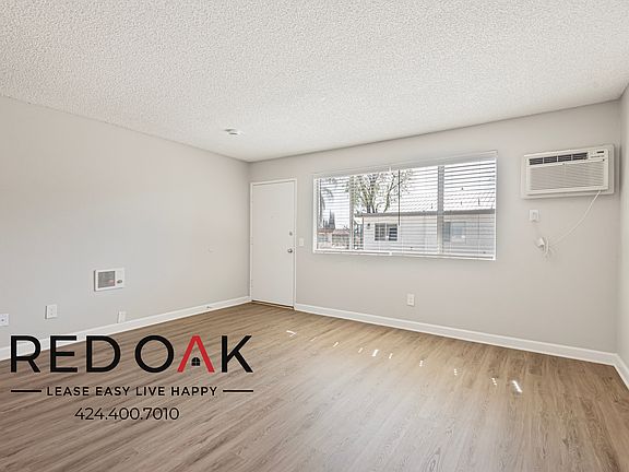 4th image of 13325 3/4 Heacock St #41