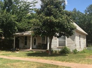 639 Fir St, Perry, OK 73077