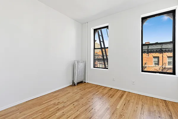 Rented by Compass | media 29