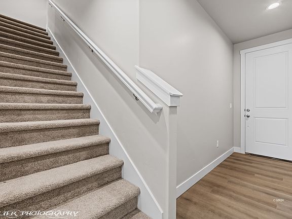 5th image of 357 N White Rock Rd