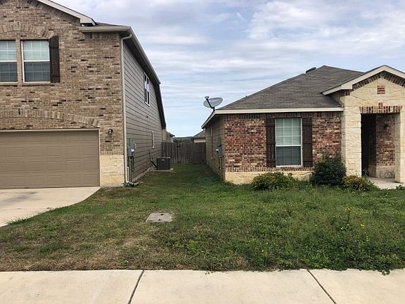 3rd image of 2942 Sawmill Ln
