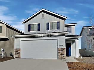 6658 Spriggel St, Meridian, ID 83646