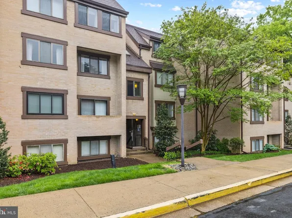 1673 Parkcrest Cir APT 201, Reston, VA 20190