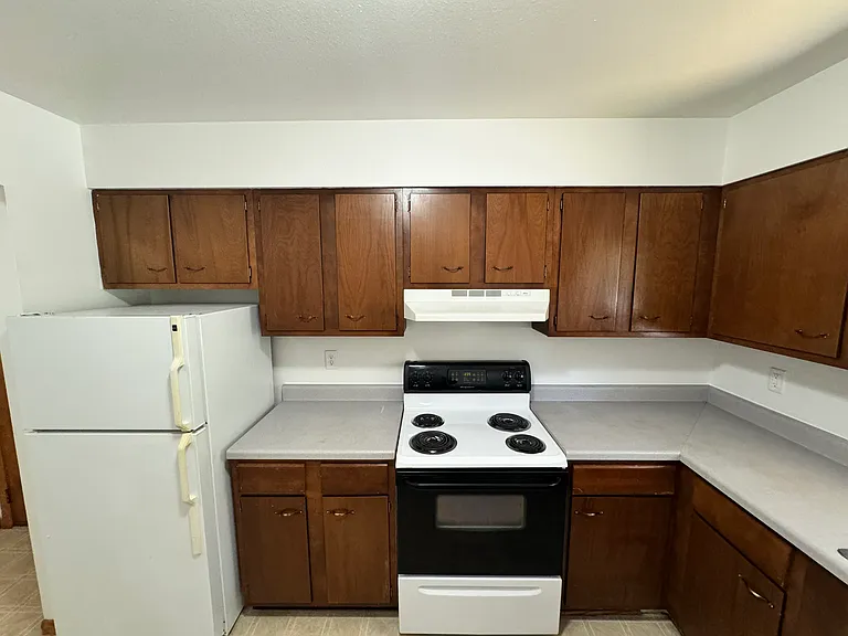 Cliffside Apartments — Photo 6