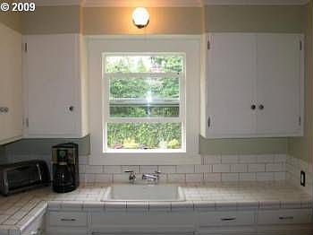 5th image of 3713 E Evergreen Blvd