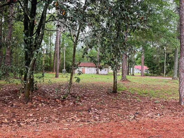 1406 3rd Ave SE, Moultrie, GA 31768