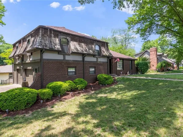 1400 N 82nd Ter, Kansas City, KS 66112