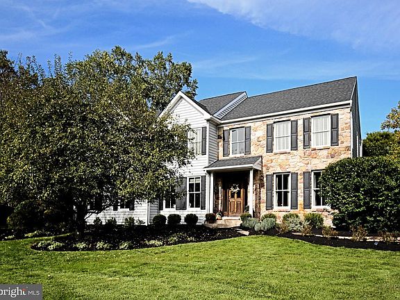 2nd image of 1754 Partridge Rd