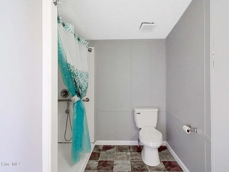 106 McGowan Rd — Photo 9