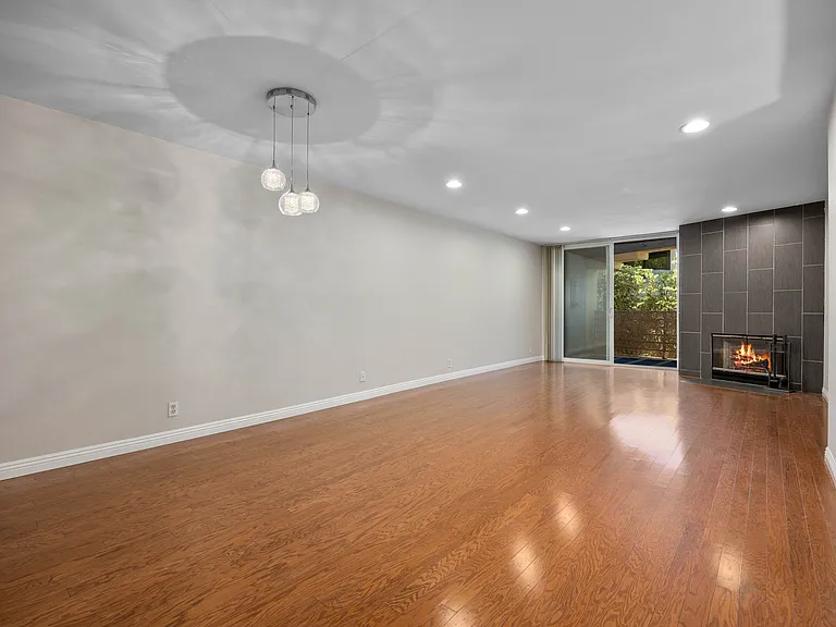 3502 Pringle St #102 — Photo 10