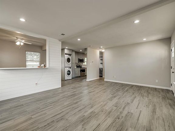 5th image of 513 Himes Dr