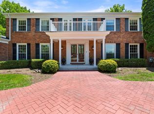 2268 Whitby Rd, Chesterfield, MO 63017