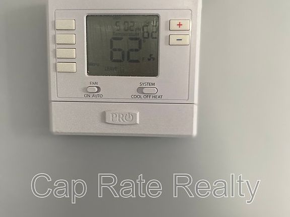 5th image of 438 S Napoleon Ave