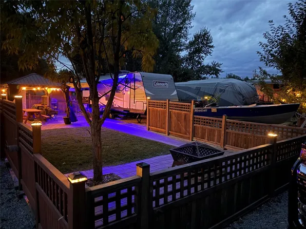 55 Cottonwood Dr N, Columbia Shuswap, BC V0E 1M4