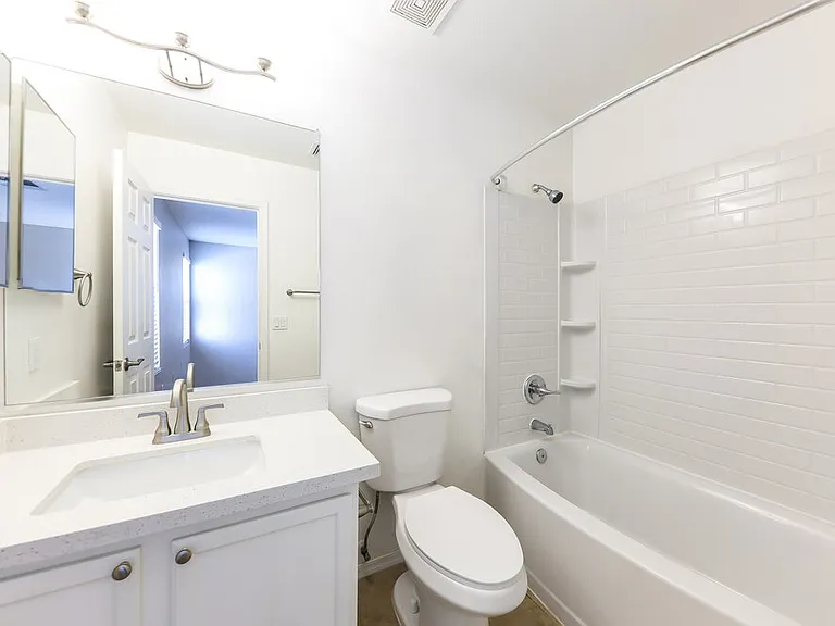 11807 W Ester Dr — Photo 12
