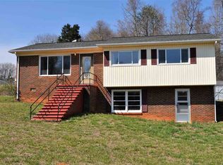323 Pearson St, Blacksburg, SC 29702