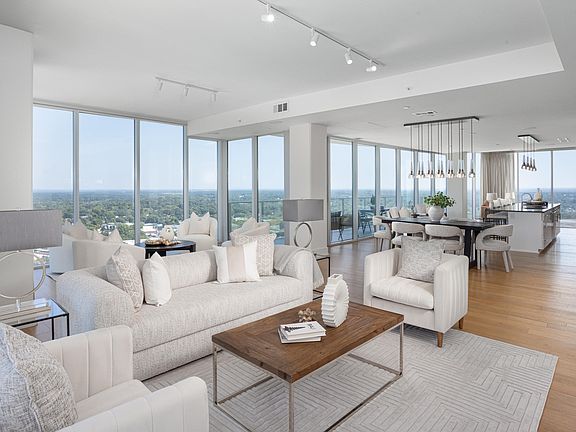 3rd image of 110 N Corcoran St #2601
