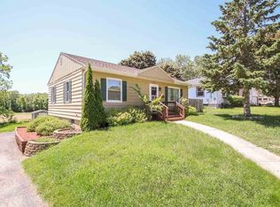 310 Stoughton Rd, Edgerton, WI 53534