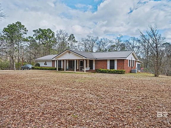 3rd image of 46640 Rockhill Rd