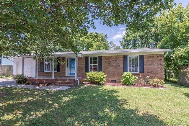 1st image of 721 Goldfinch Dr
