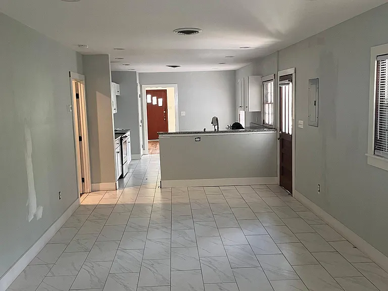 4908 Princeton Dr — Photo 8