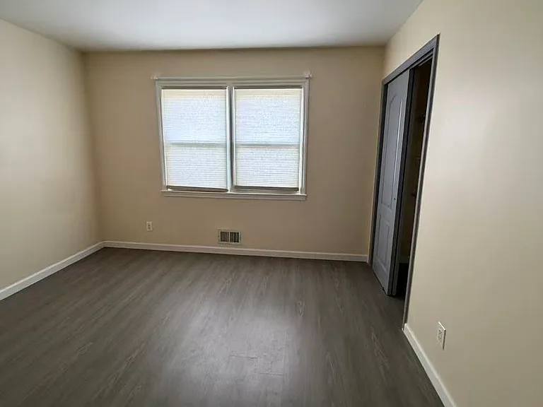 683 Klondike Ave #1 — Photo 5