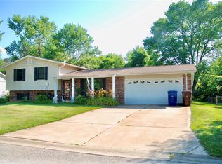 23 Blackwood Ln, Saint Peters, MO 63376