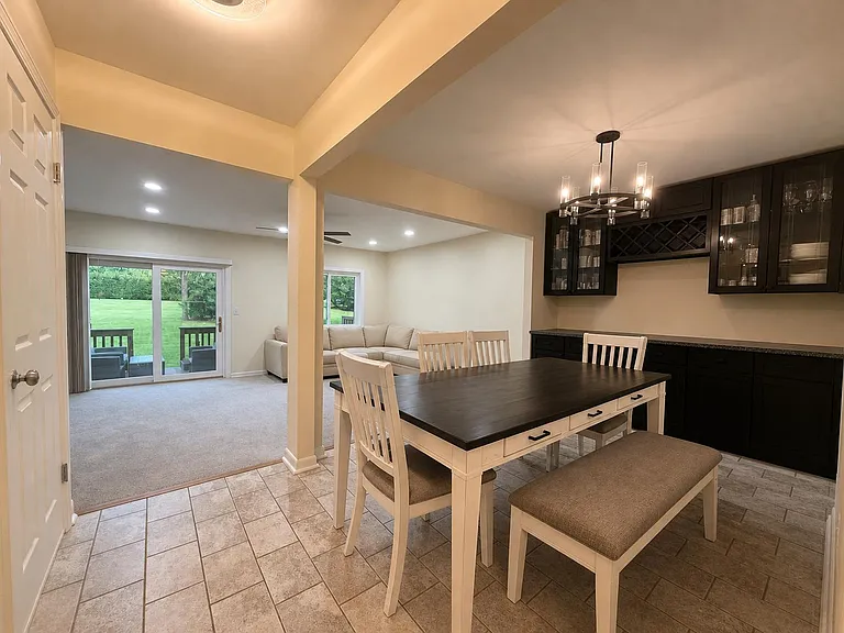 59 Saxonney Cir — Photo 5