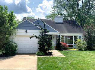 120 Southern Hilands Dr, Pittsburgh, PA 15241