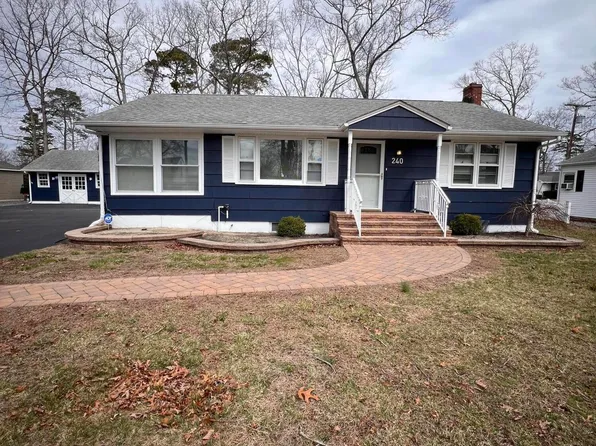 240 Wainwright Street, Forked River, NJ 08731