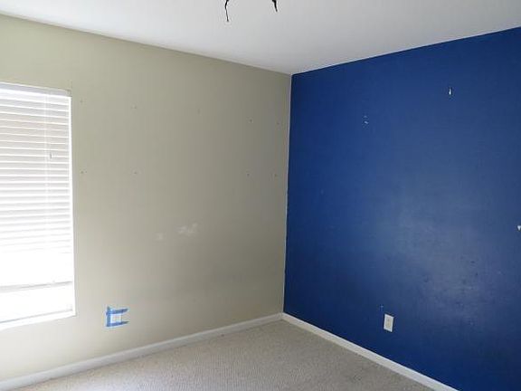 4th image of 10307 Hunters Haven Blvd