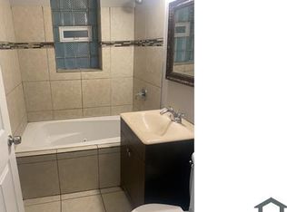 418 E 66th St #3E, Chicago, IL 60637