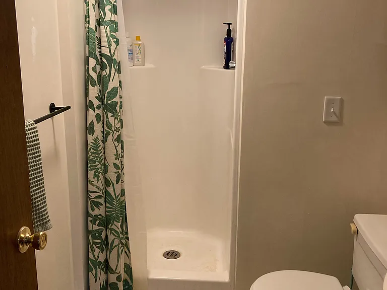 182 Country Club Rd — Photo 24