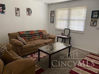 3rd image of 10892 Birchridge Dr