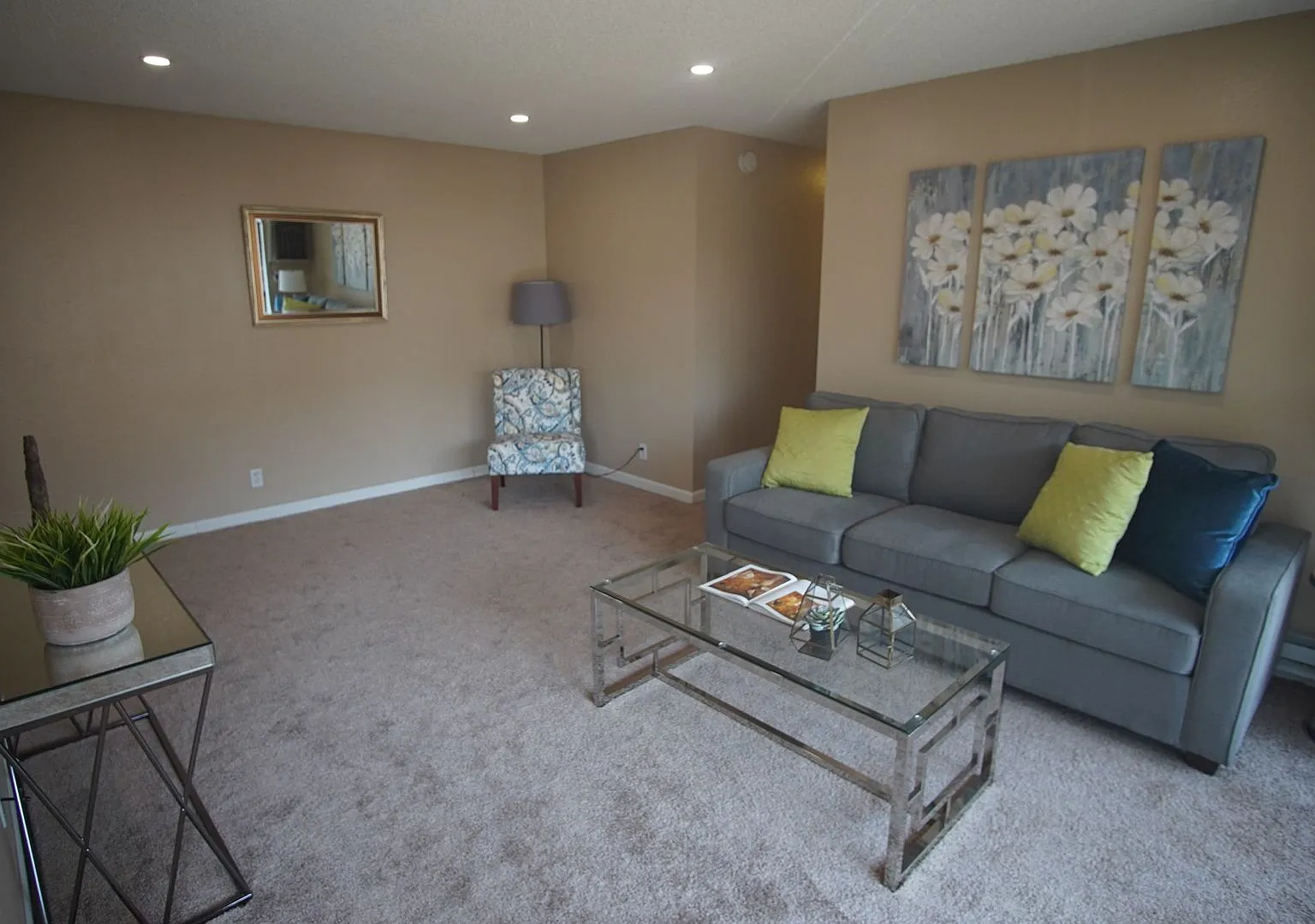 Sandlewood Apartments — Photo 3