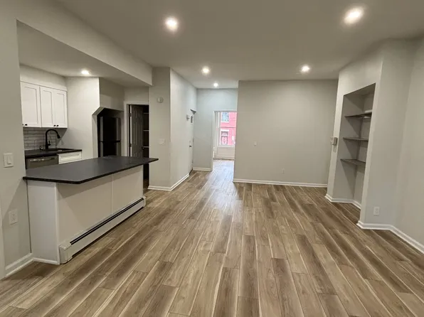 96 Chestnut St #1R, Albany, NY 12210