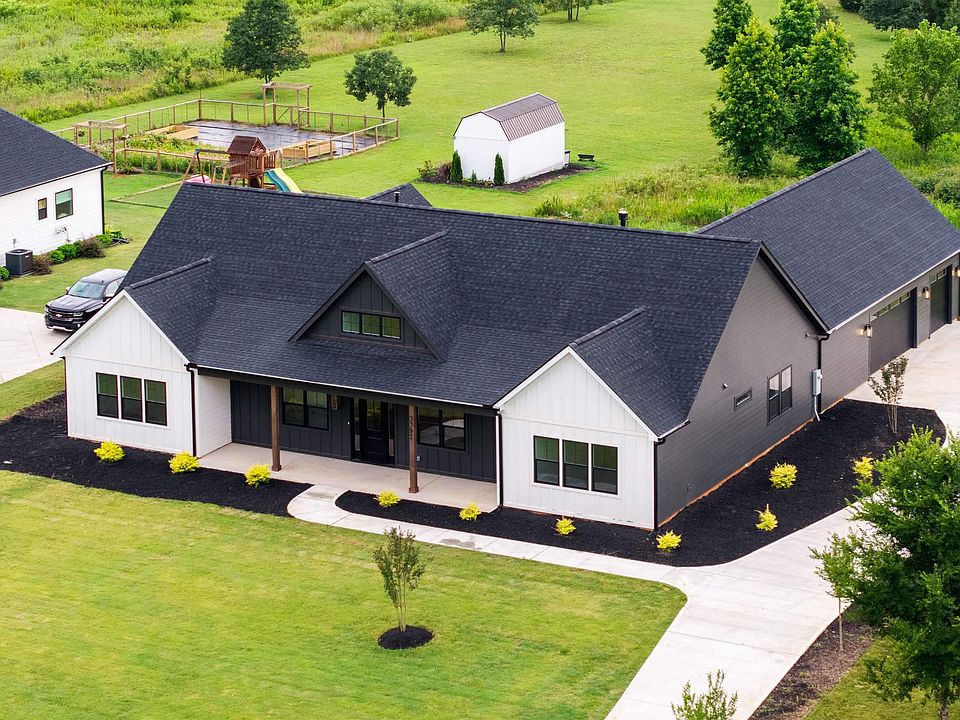 1st image of 3392 Fairview Rd