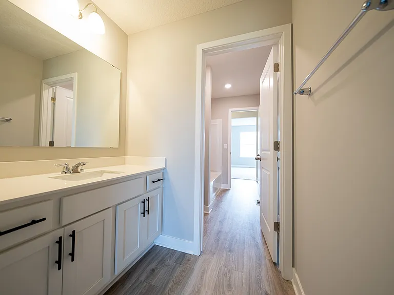 10704 Bent Pine Ln — Photo 41