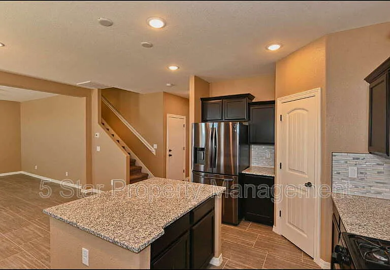 4628 Marisabel Azcarate St — Photo 12