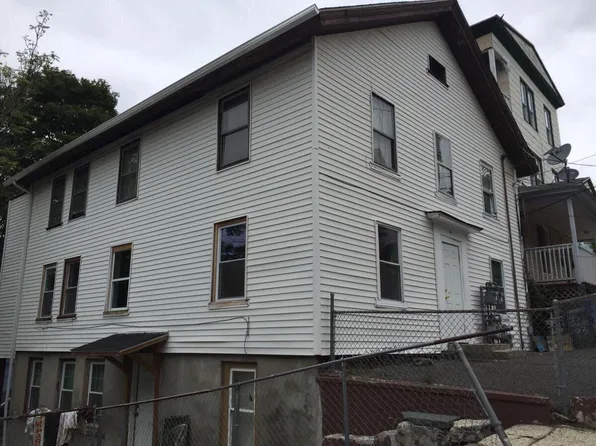 35 William St #4, Waterbury, CT 06702