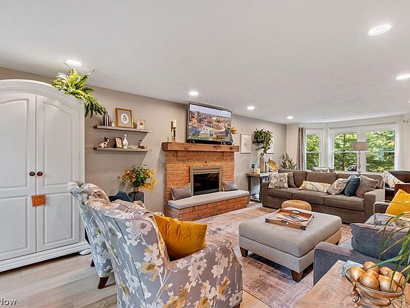 4th image of 1363 Cherry Wood Way