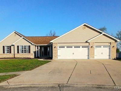 331 Aspen Creek Dr, Wentzville, MO, 63385