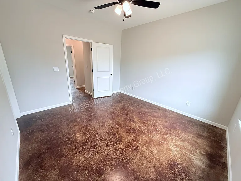 Lamar Landing — Photo 13