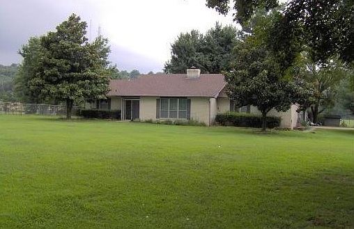 2nd image of 4468 Parsons Rd